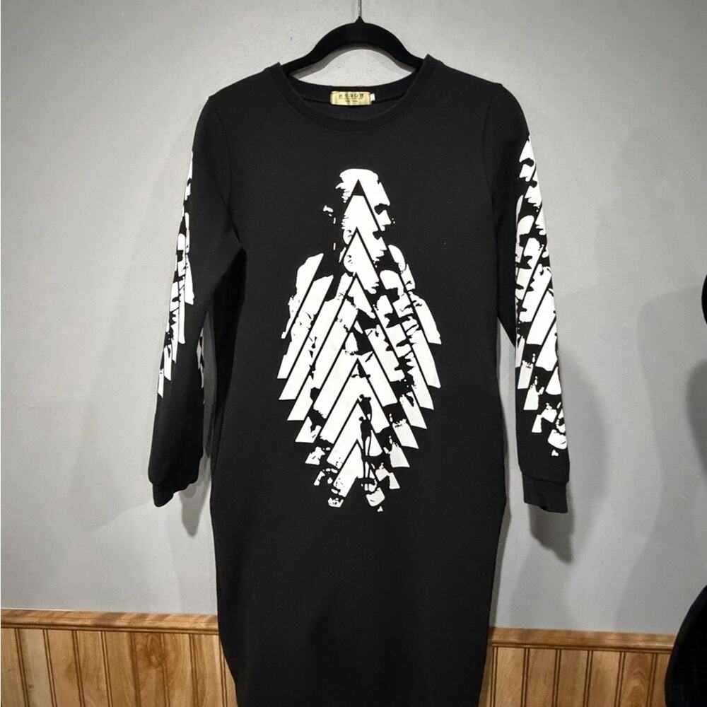 Korean Streetwear Graphic Sweatshirt Midi Dress with Pockets - Black/White - Med - Picture 1 of 9